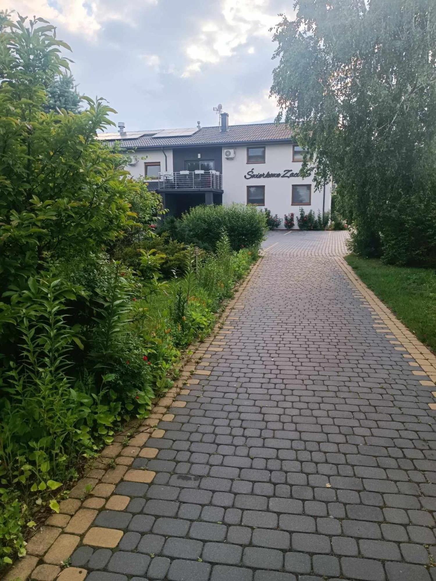 Swierkowe Zacisze Hotel Firlej Eksteriør bilde