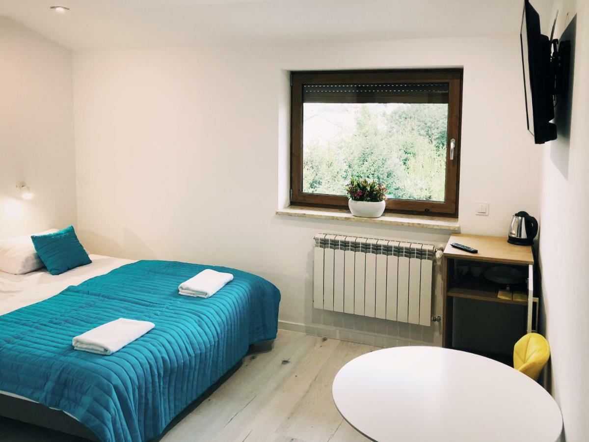 Swierkowe Zacisze Hotel Firlej Eksteriør bilde